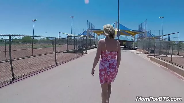 Yulichka s'est fait baiser dans tous les film porno francais en streaming trous de la nature