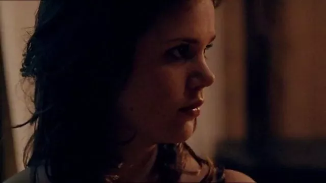 Annette film x pornovor Schwartz obtient un orgasme des doigts de sa chienne