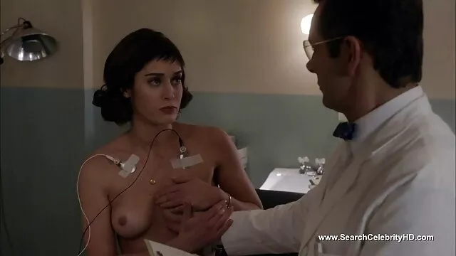 Jolie xxx pornographiques brune a soif de sexe anal