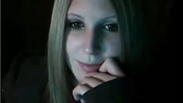 Bébé enlève ses all about anna porn collants à l'extérieur