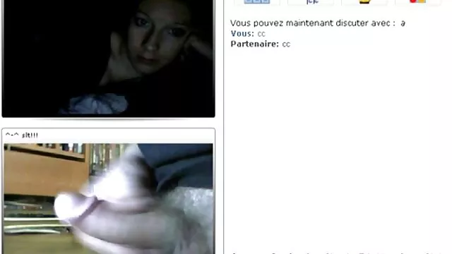 Quand on a deux trous entre les jambes, et même une bouche africaine xxx en plus, pourquoi ne pas batifoler avec deux étalons en bonne santé Pas de mal, le plaisir c'est la mer!